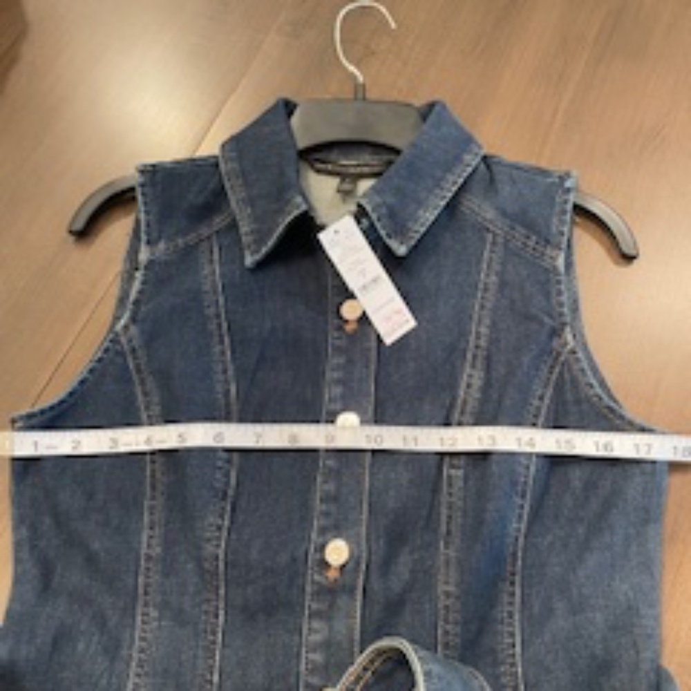 WHBM Sleeveless Denim Dress - Size 8 - NWT - Picture 9 of 14